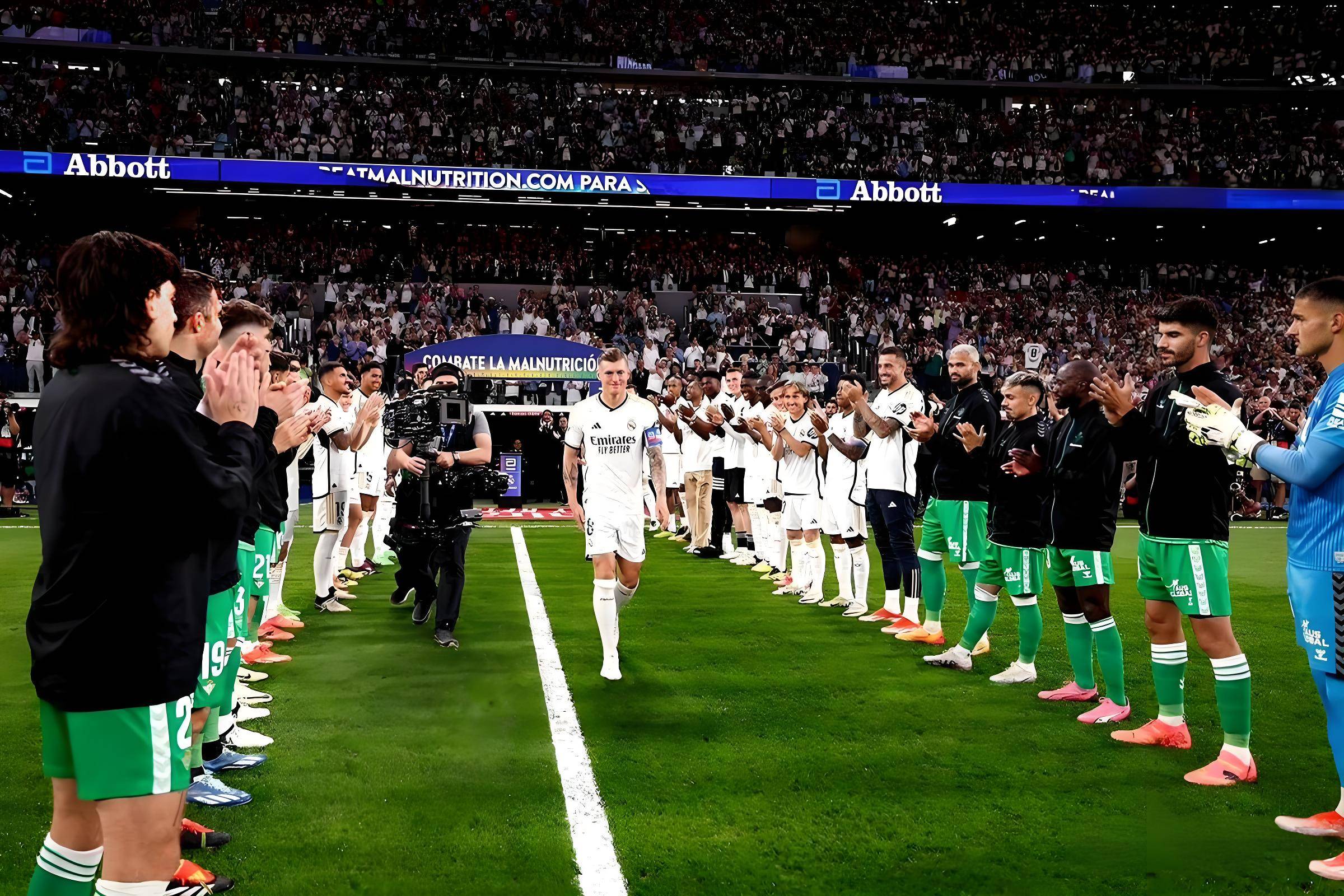 虽然她一度 虽然她一度