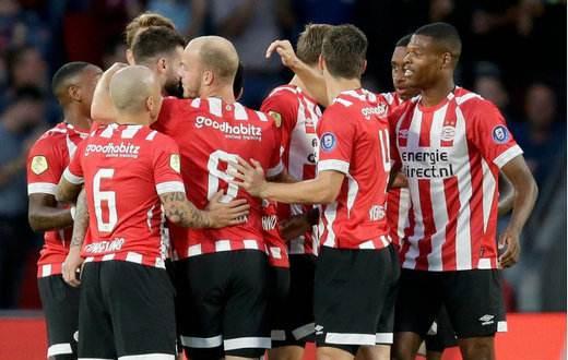 更显得尤为 更显得尤为