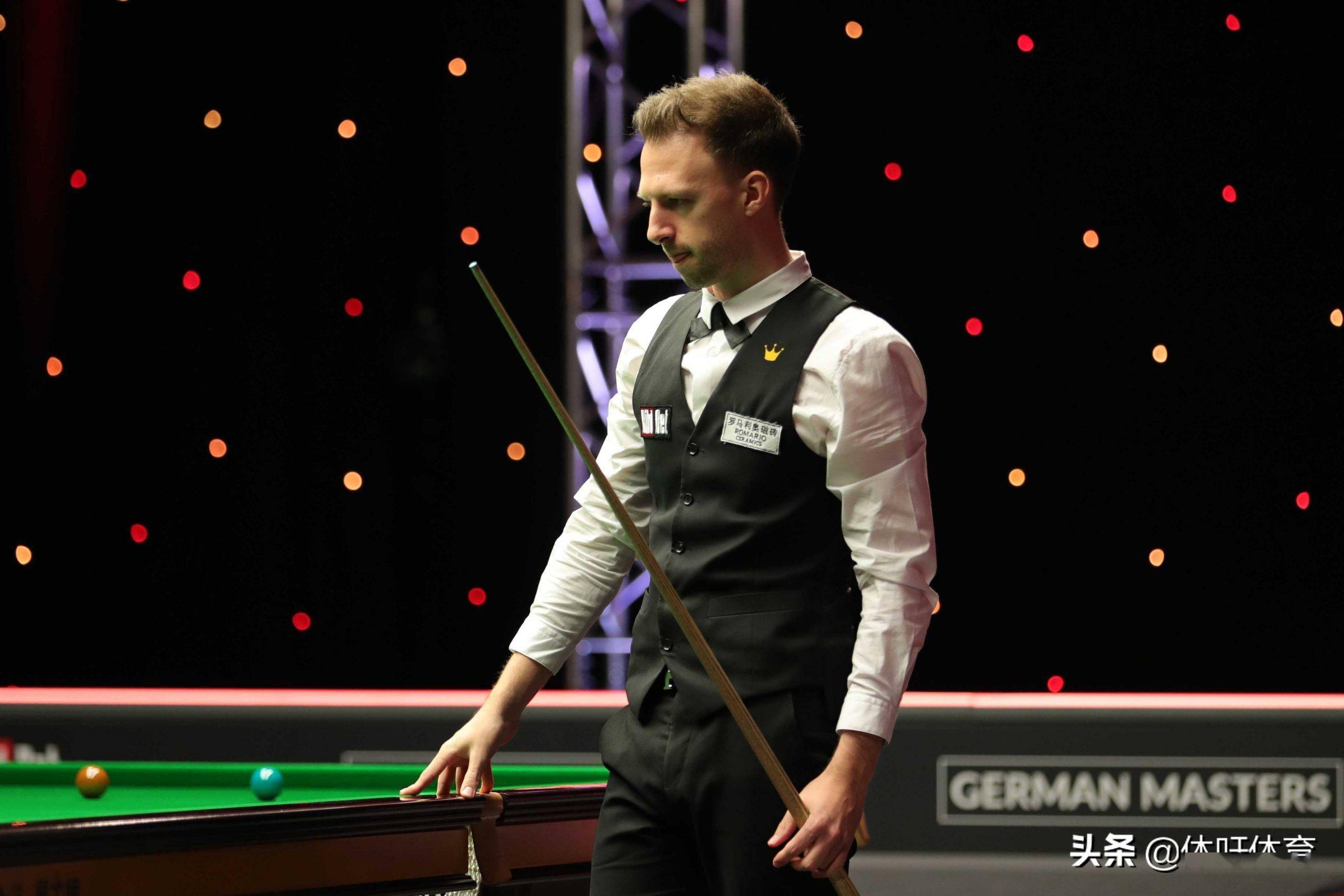 步也不容小 步也不容小