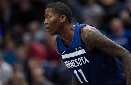 詹姆斯29+8里夫斯38分 浓眉缺阵湖人险胜篮网